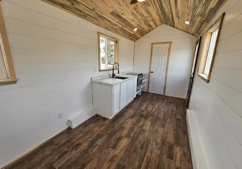 24' Homestead Tiny Home - NO STAIRS! detail photo 4