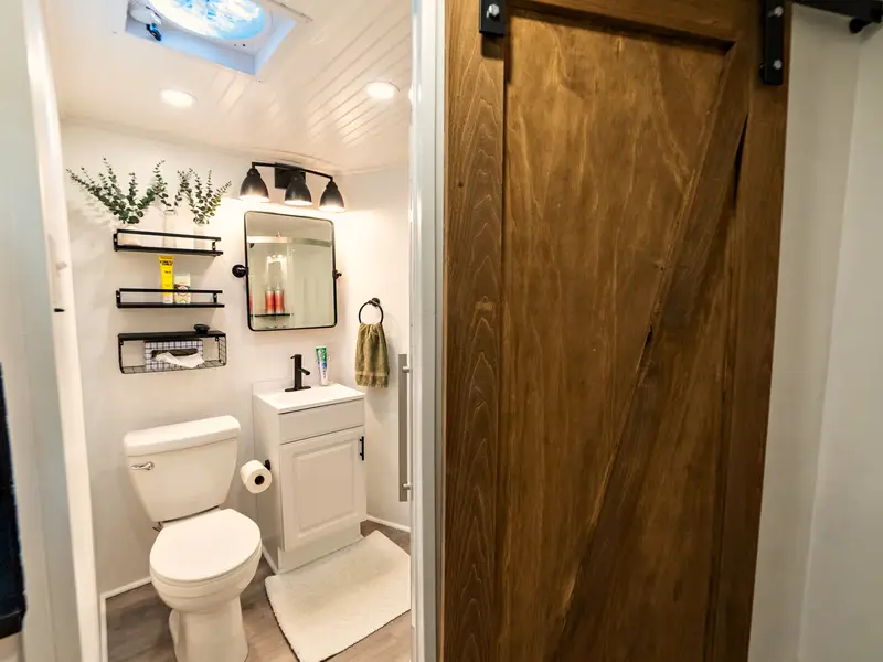 Move-In Ready Farmhouse-Style Tiny Home on Wheels! photo 4