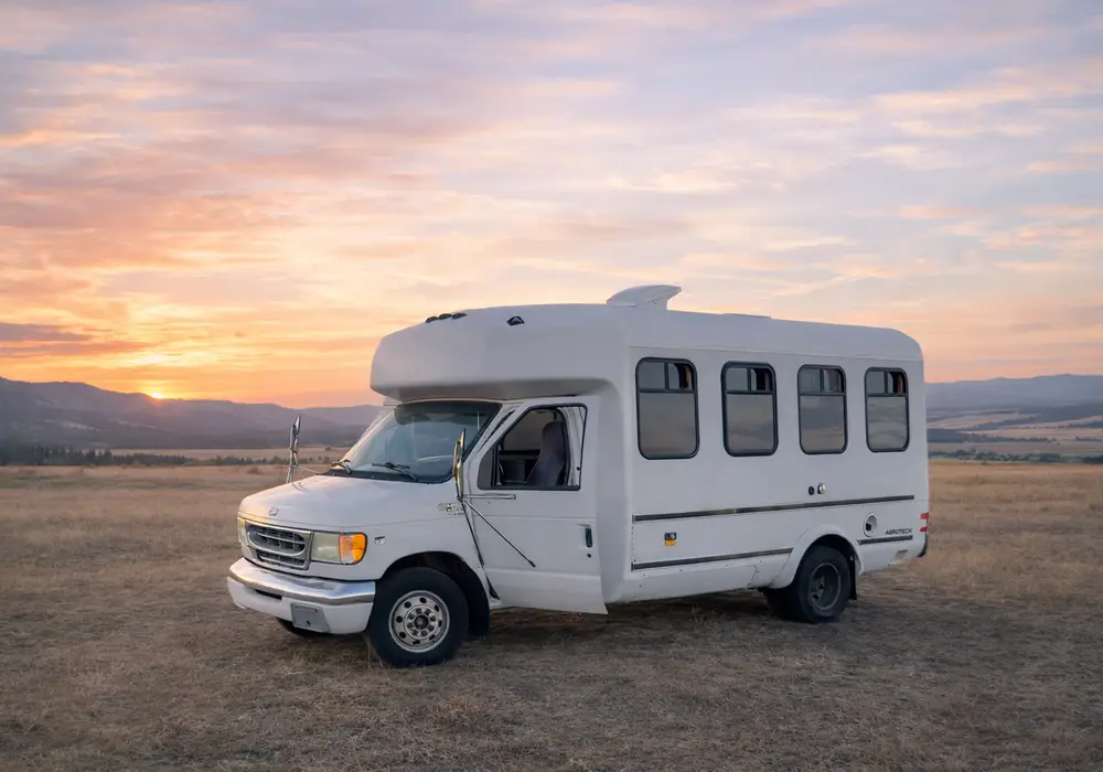 PRICE DROP!  A Skoolie with Soul image 1