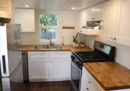 Beautiful Blue Tiny Home For Sale in Colorado! Delivery Available image 4