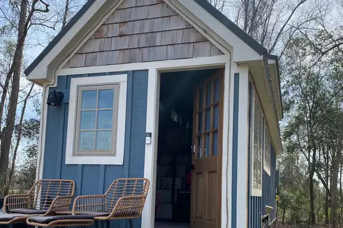 For Sale! Beautiful Custom Tiny Home on Wheels! Great Investor Opportunity - 1 bedroom Tiny House in Auburn, Alabama
