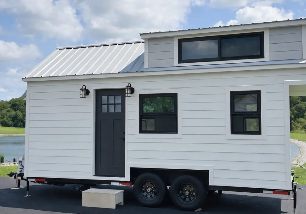 Welcome to the FARMHOUSE, Modern Tiny Home on Wheels image 1