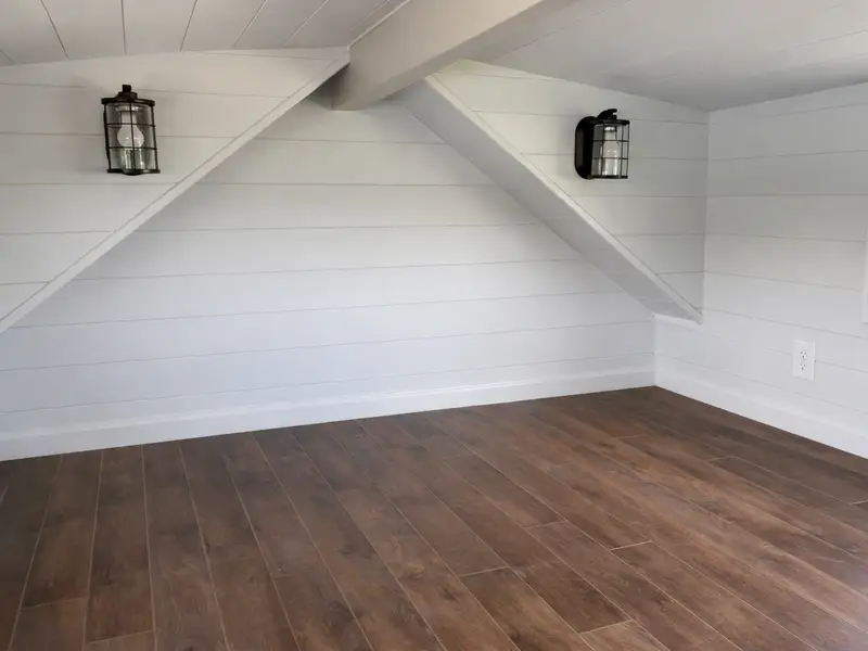 Welcome to the FARMHOUSE, Modern Tiny Home on Wheels photo 3