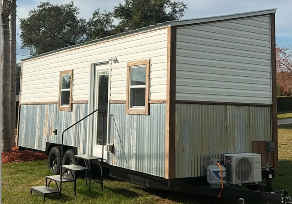 Exclusive Tiny Home Haven in Florida image 1