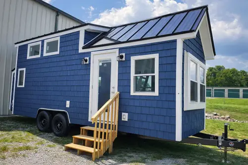 Vinnie's Stunning Blue Tiny Home For Sale in Kentucky - Delivery Help Available! - 1 bedroom Tiny House 325 sqft in Winchester, Kentucky