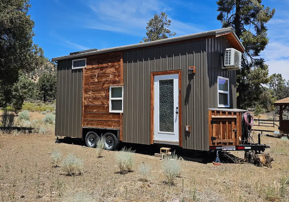 Beautiful Custom Built Tiny Home on Wheels! image 1