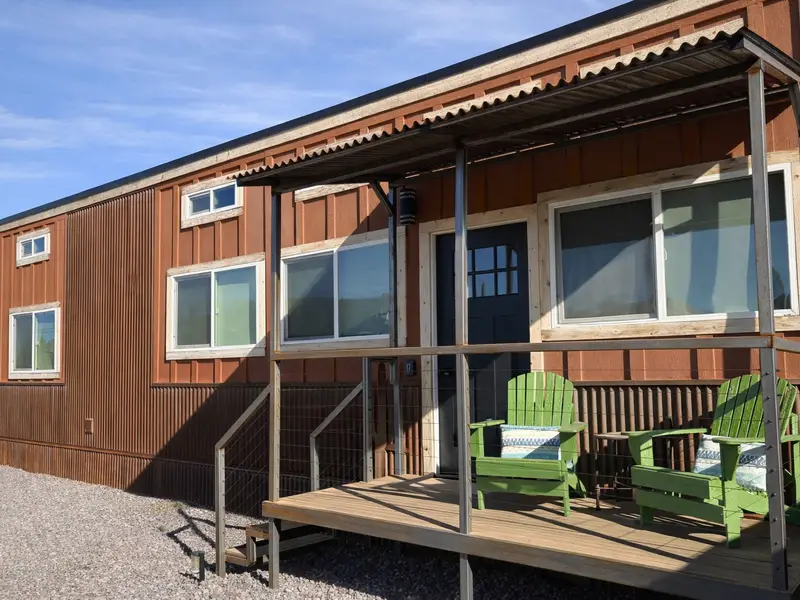 Les’ 40’ x 10’ Furnished, Turnkey Tiny Home on Wheels — Includes Extras — Sleeps 6 — 1 bedroom Tiny House — 1246 sqft for sale in Phoenix, Arizona