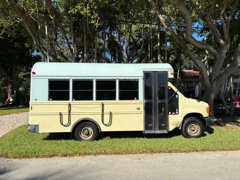 2004 E350 Short Bus Conversion – Adventure Ready — Converted Bus for sale in South Miami, Florida
