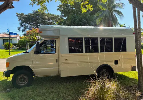 2004 E350 Short Bus Conversion – Adventure Ready image 4