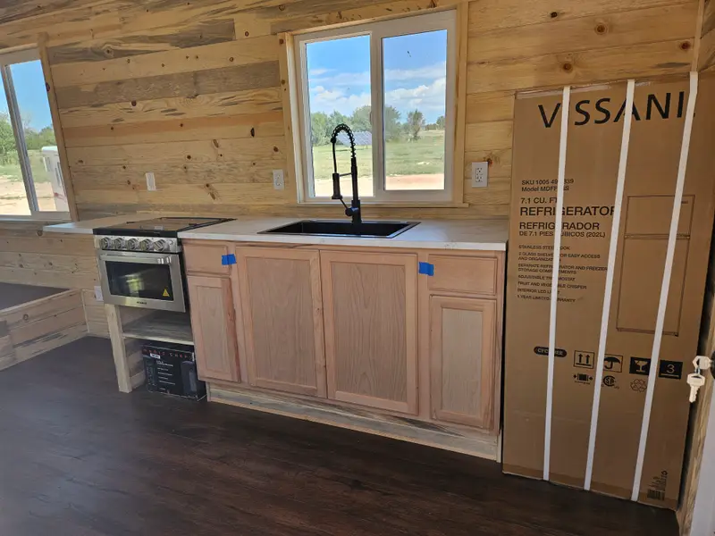 24' The Homestead Tiny Home photo 3