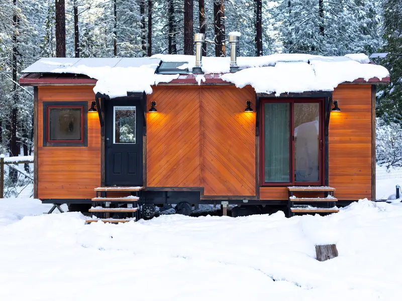 Luxury Off-Grid Tiny Home on Wheels! Dual Workspace, Remote Work Ready! — 1 bedroom Tiny House — 853 sqft for sale in Nevada City, Nevada