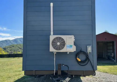 NOAH Certified Tiny Home on Wheels For Sale! Like-New image 3