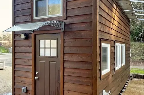 Charming Off-Grid Tiny Home Container For Sale! - 1 bedroom Tiny House 160 sqft in Castro Valley, California