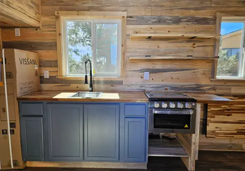 24' Jack n Jill Tiny Home image 2