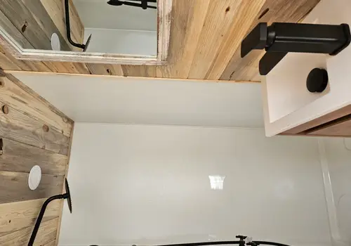 24' Jack n Jill Tiny Home image 4