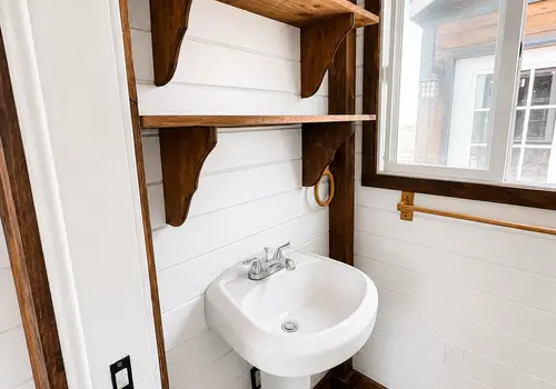 San Marcos Tiny Home on Wheel, Open to Offers! detail photo 5