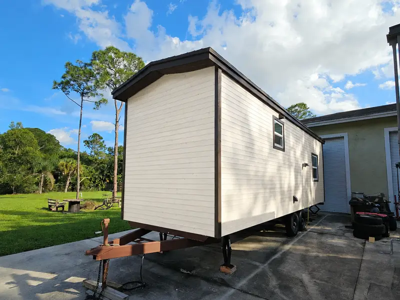 Orange Blossom Tiny Home with Main Floor Bedroom, Open to Offers (Delivery Included) photo 2
