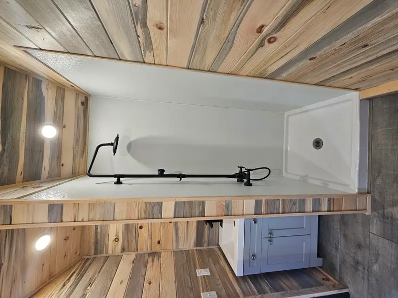 24' Single Story Tiny Home photo 3