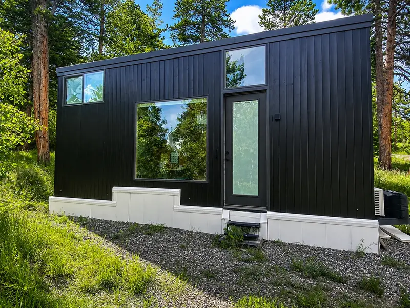 2021 Escape Tiny Home For Sale!  Move-In Ready — 1 bedroom Tiny House — 252 sqft for sale in Nederland, Colorado