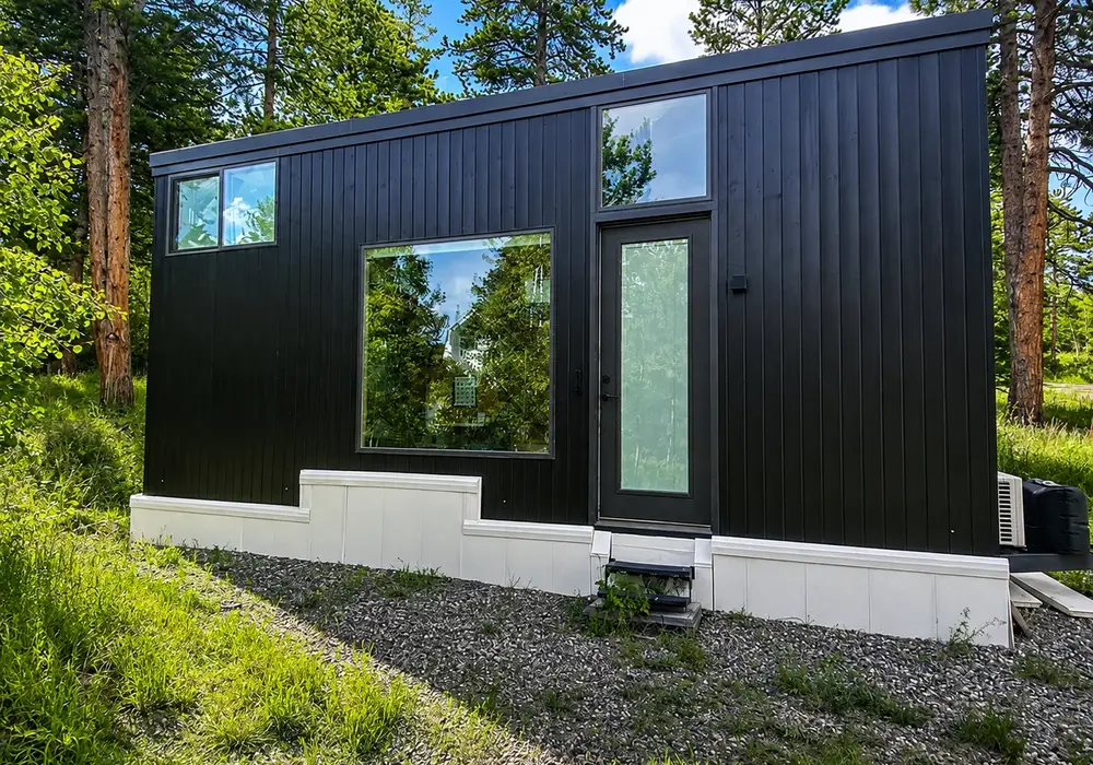 2021 Escape Tiny Home For Sale!  Move-In Ready — 1 bedroom Tiny House — 252 sqft for sale in Nederland, Colorado