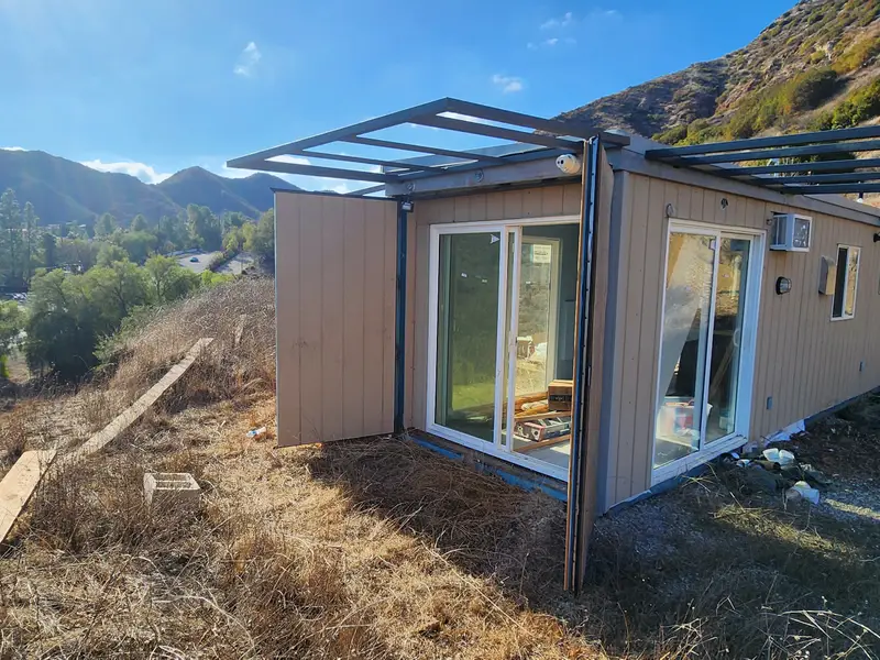 Custom 40ft Container Home/ Tiny House – Full Kitchen, Bath, Bedroom — 1 bedroom Container House — 320 sqft for sale in Agoura Hills, California