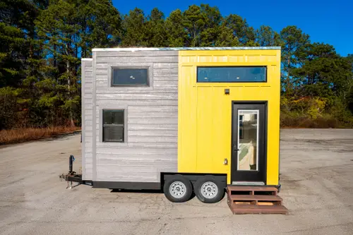 The Best 16’ Living Experience with Smart Storage, Comfort, and Stylish Design | Fully Upgraded Genesis Tiny Home - Tiny House 136 sqft in Snellville, Georgia
