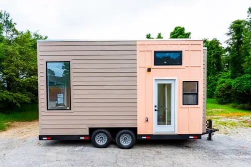 Full-Time Ready 20’ Layout with Full Kitchen and Living area | Sora 20’ - Tiny House 170 sqft in Snellvile, Georgia