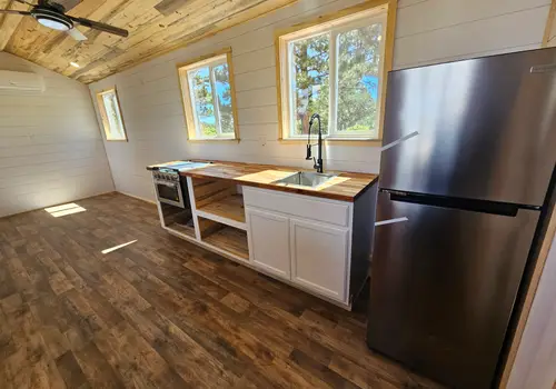 BRAND NEW - 30' homestead tiny home - 1 level! detail photo 2