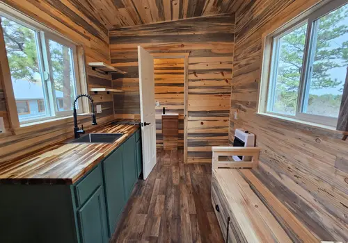24' Off Grid Bunkhouse detail photo 3