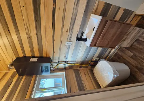 24' Off Grid Bunkhouse detail photo 5