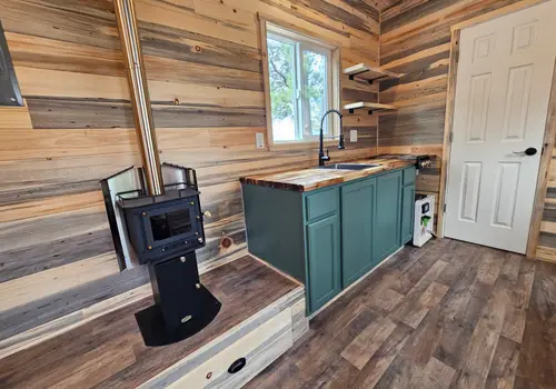 24' Off Grid Bunkhouse detail photo 2