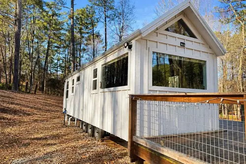 Move-In Ready Tiny Home on Wheels For Sale - 1 bedroom Tiny House 944 sqft in Lawrenceville, Georgia
