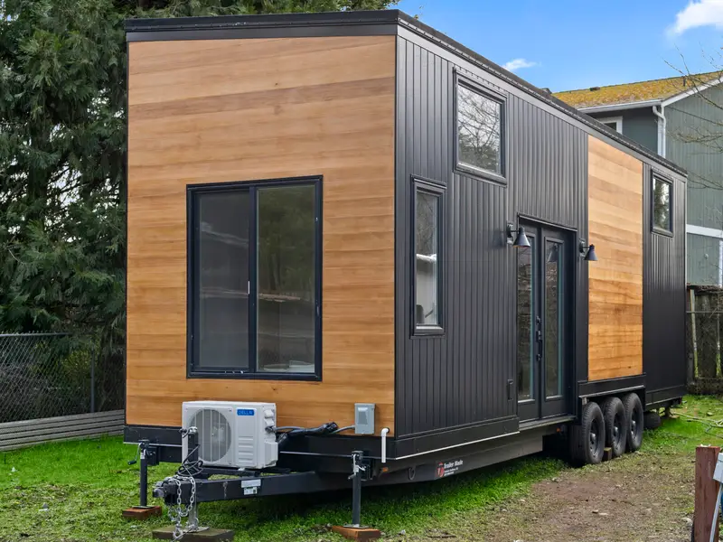 New Luxury Retreat Tiny Home on Wheels — Tiny House — 1377 sqft for sale in Olympia, Washington