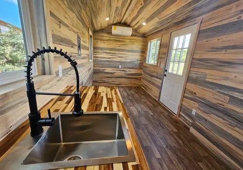 22' Homestead Tiny Home detail photo 5
