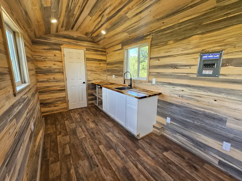 22' Homestead Tiny Home photo 2