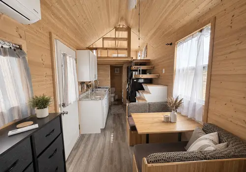 30Ft Turnkey Custom Tiny Home! detail photo 2