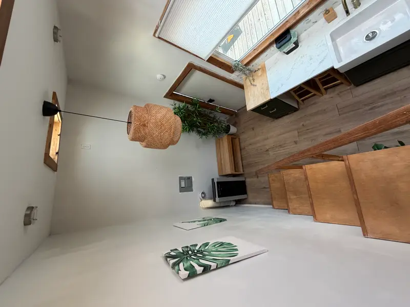 Wine Country Retreat Tiny Home photo 4