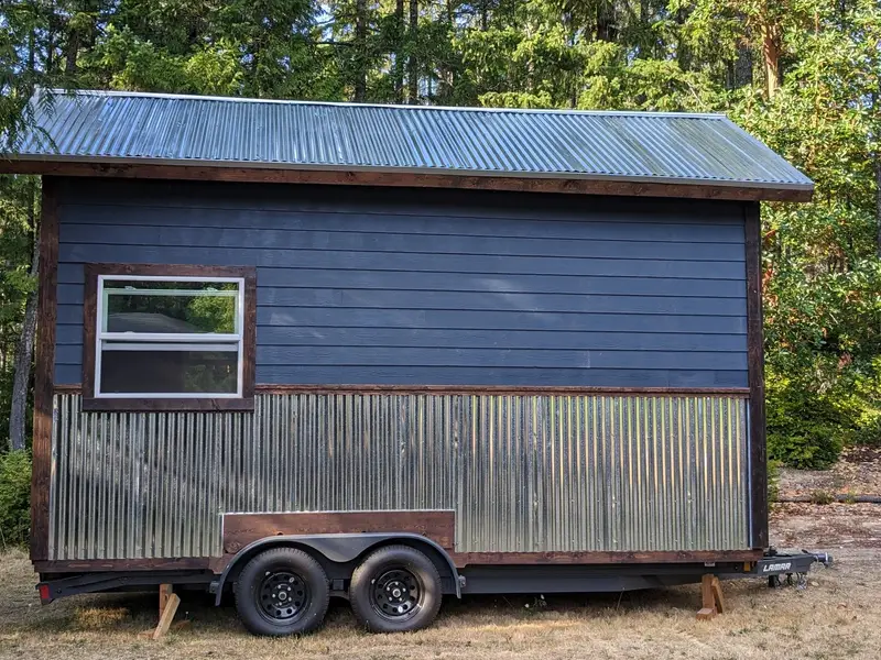 Shell Tiny Home on Wheels, Needs Some Love Open to Offers! photo 3