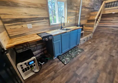 24' Off Grid Bunkhouse Tiny Home detail photo 3