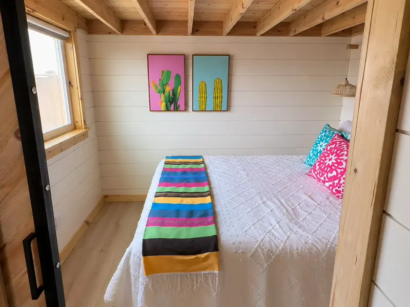 NOAH/THIA Certified Spacious Turn-Key Tiny Home, Open to Offers! — 1 bedroom Tiny House — 1246 sqft for sale in Phoenix, Arizona