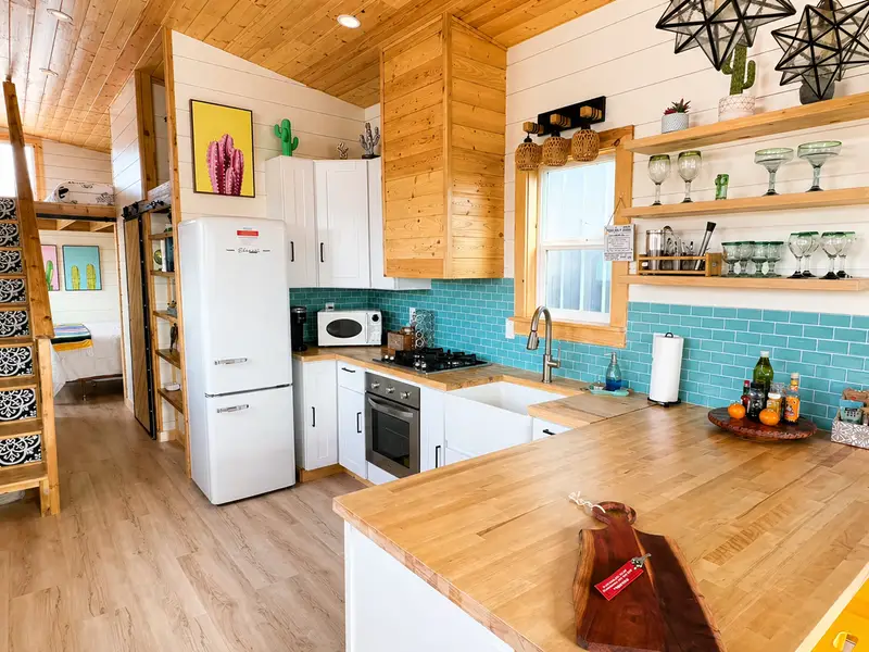 NOAH/THIA Certified Spacious Turn-Key Tiny Home, Open to Offers! photo 3