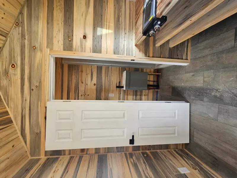 Brand New - Ready Immediately! 22' Single Story Tiny Home photo 4