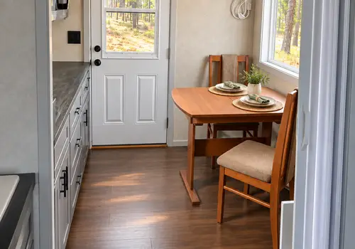 Brand New 2025 Tiny Home on Wheels! Move-In Ready detail photo 3
