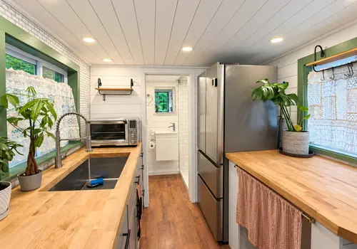 24 Ft Tiny Home on Wheels | Full Kitchen, Loft & Year-Round Living detail photo 4