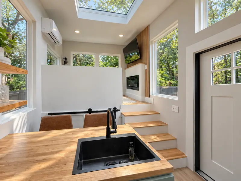 Brand New NOAH Build Furnished – Without the Wait! photo 3