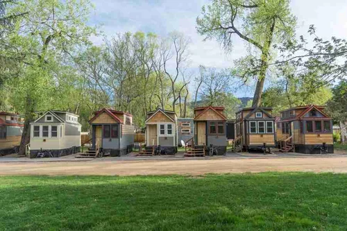 WeeCasa Tiny House Resort image 2