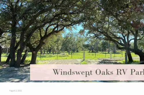 Windswept Oaks RV Resort (and Tiny Home) - Tiny home community in Fulton, Texas
