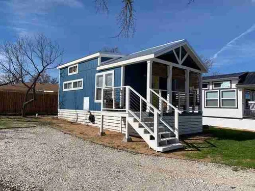 Boxwood Tiny Homes image 3