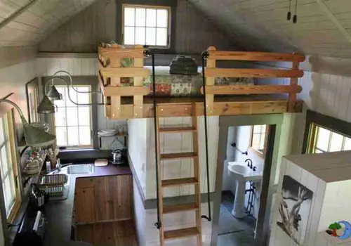 Blue Moon Rising image 2