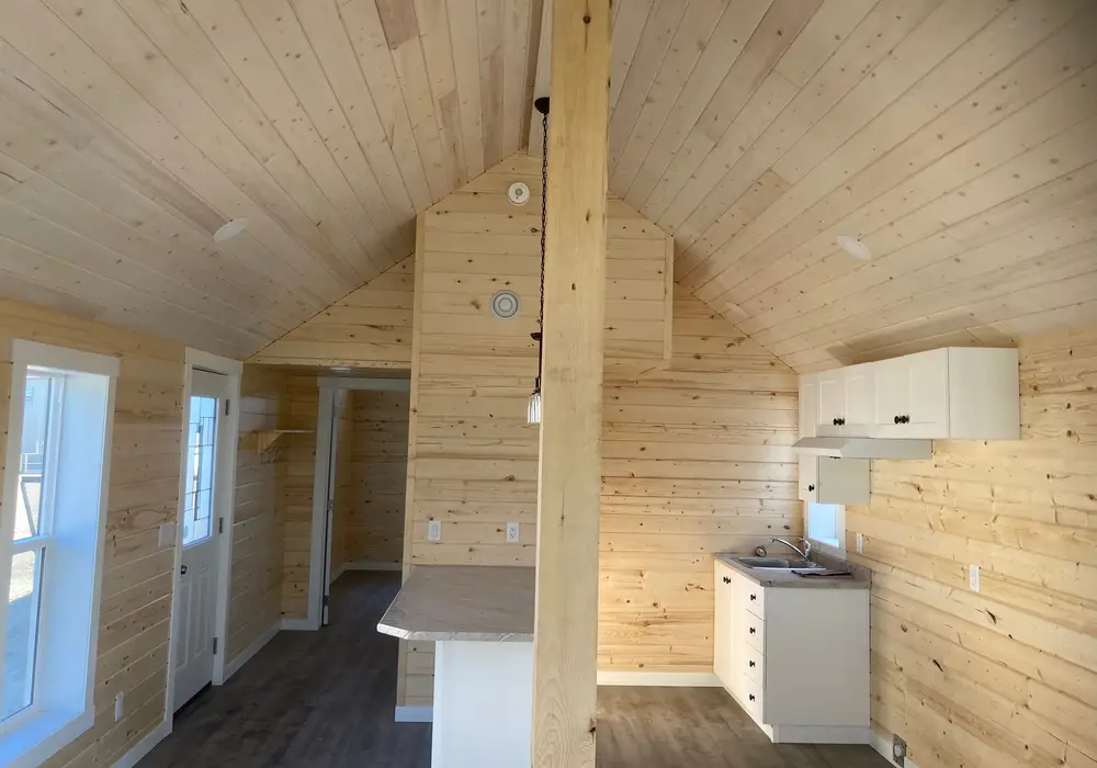 Candlewood Homes — tiny home builder in Halbstadt